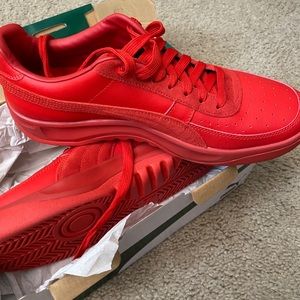 Red puma California leather shoes sz 9.5